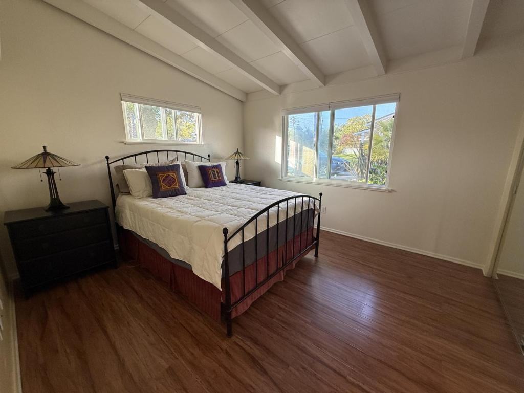 318 Palisades Dr - Photo 4 of 6