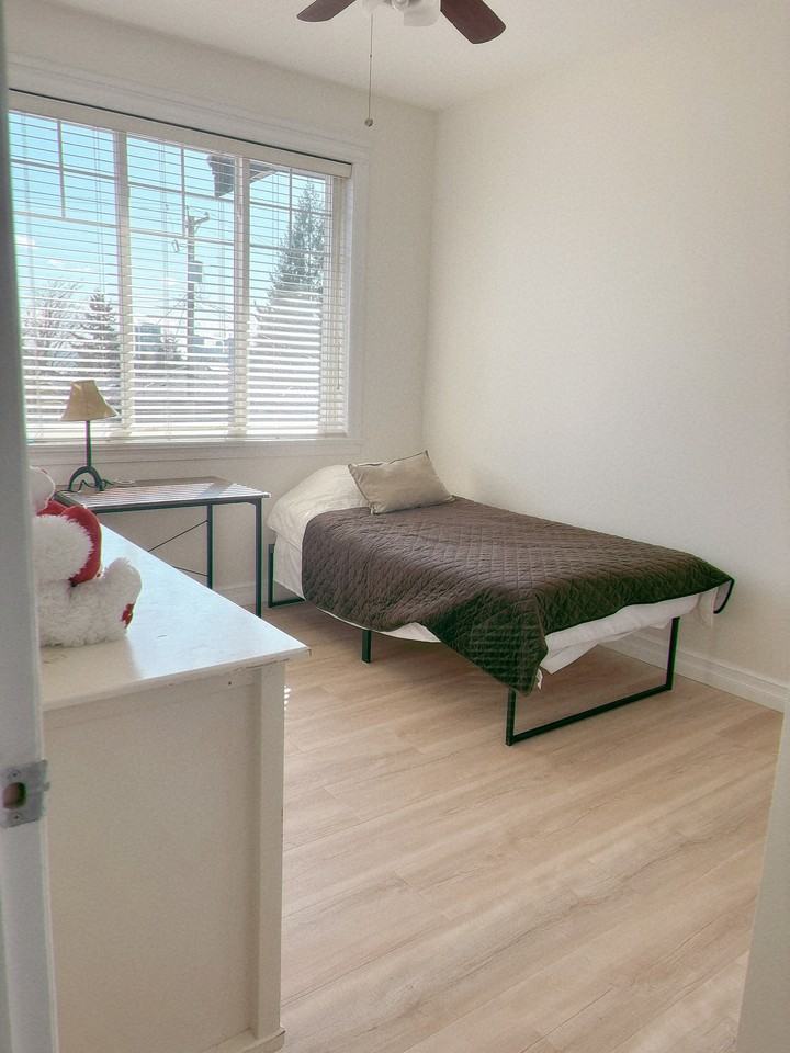729 Delestre Avenue - Photo 3 of 7