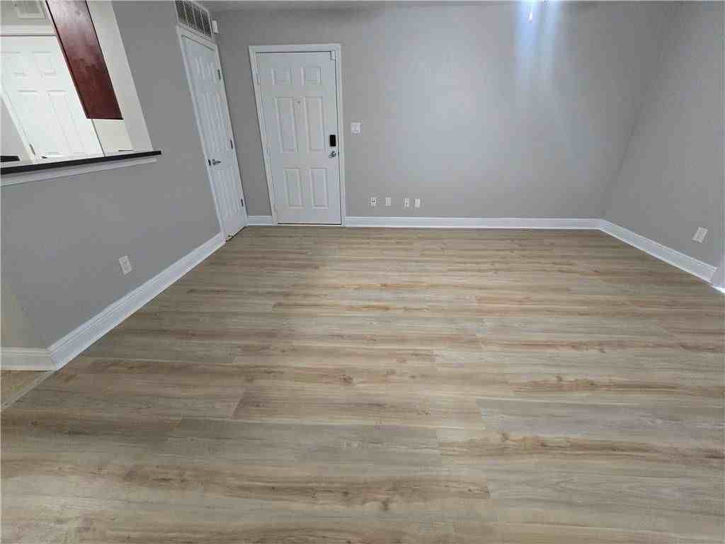 2205 Santa Fe Pkwy - Photo 2 of 12
