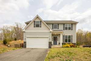 featured image of 48 Ellison Ct