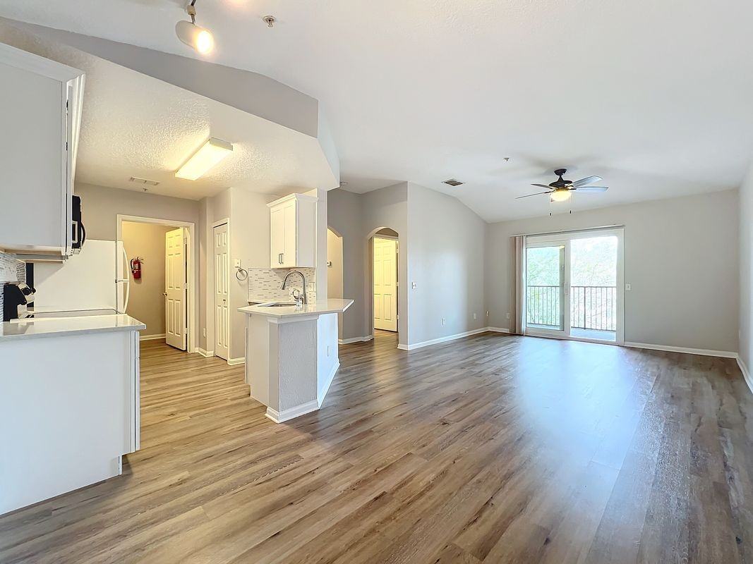 6572 Swissco Dr ##233 - Photo 7 of 18