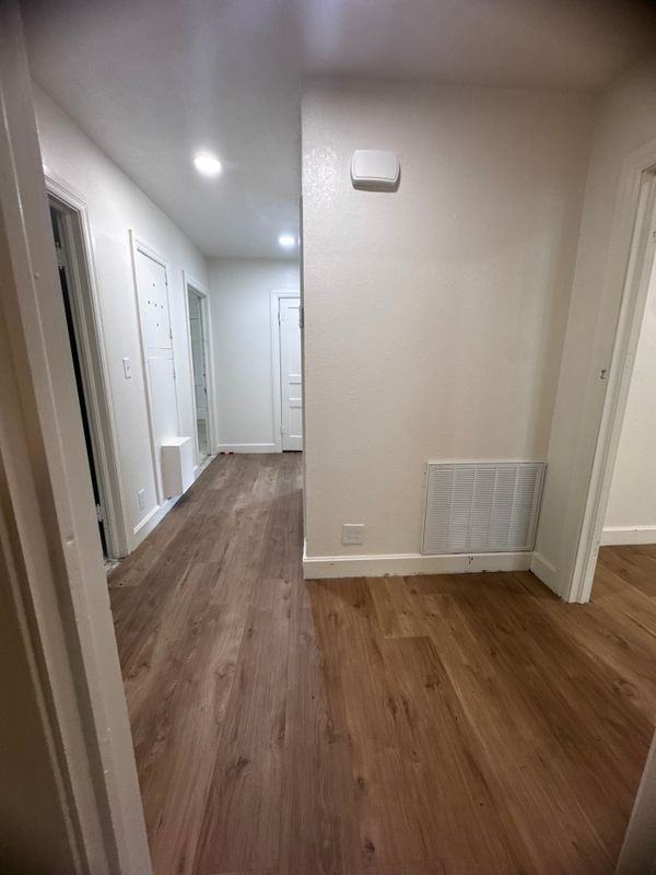 1302 Hickory St - Photo 2 of 6