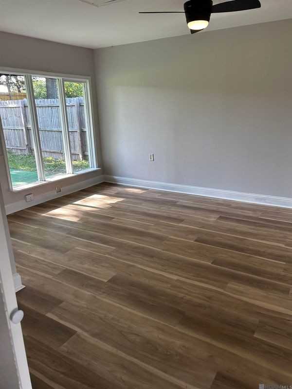 2614 Citadel Dr - Photo 4 of 5