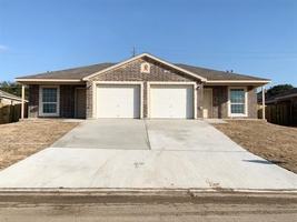 featured image of 305 Olaf Dr #B