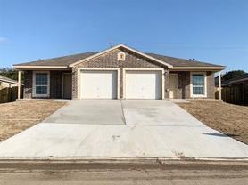 305 Olaf Dr #B - Photo 1 of 1