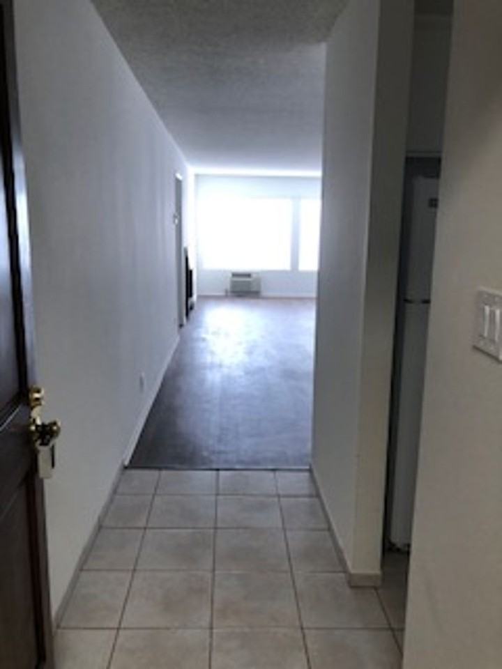 1820 Bentley Ave. - Photo 2 of 26