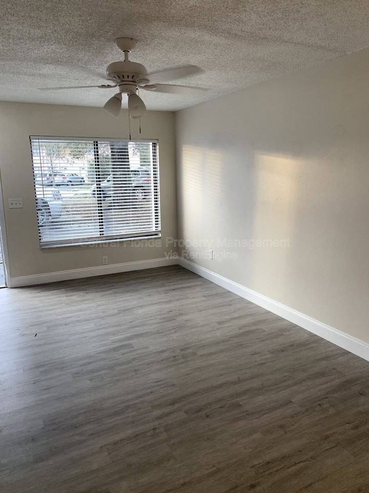 12352 Fox Hound Ct - Photo 6 of 12