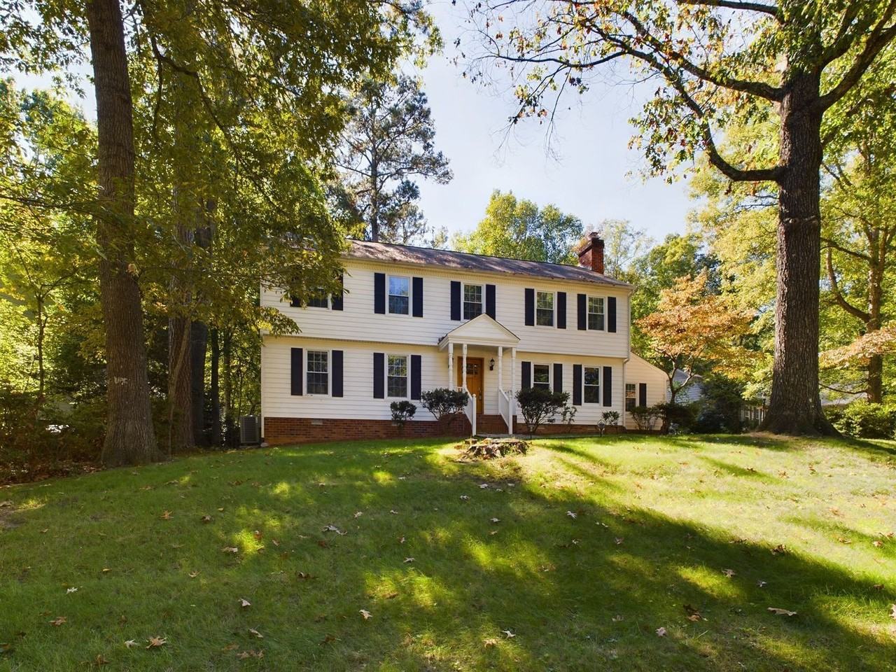 10211 Windbluff Dr - Photo 4 of 50