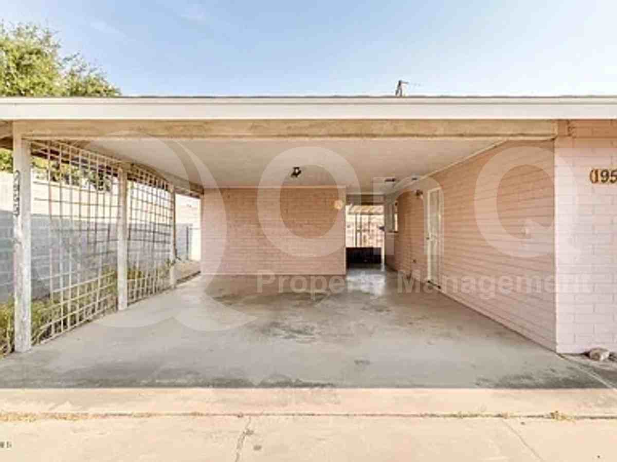 1955 E 1st Ave - Photo 3 of 4