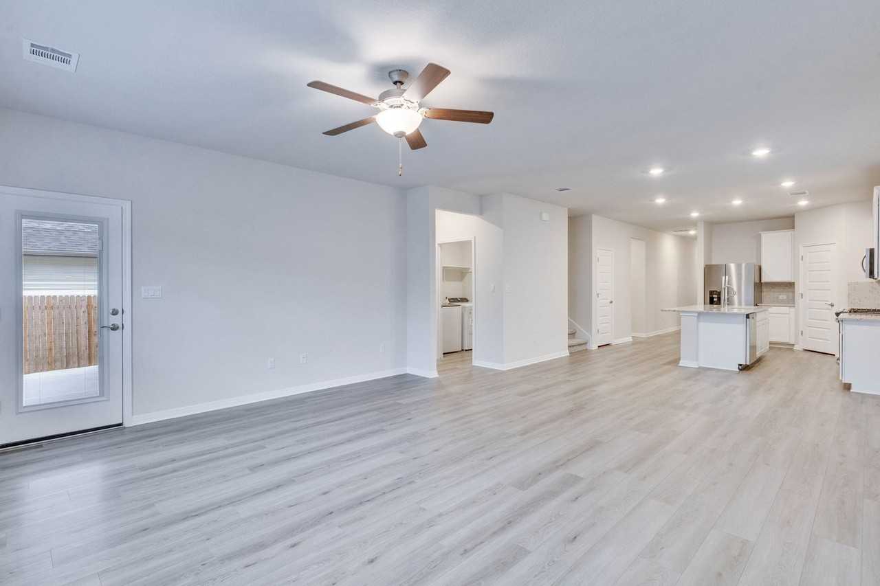 6501 Dragride Rd - Photo 2 of 50