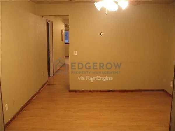 1323 Broadway Ave Nw #1 - Photo 6 of 7