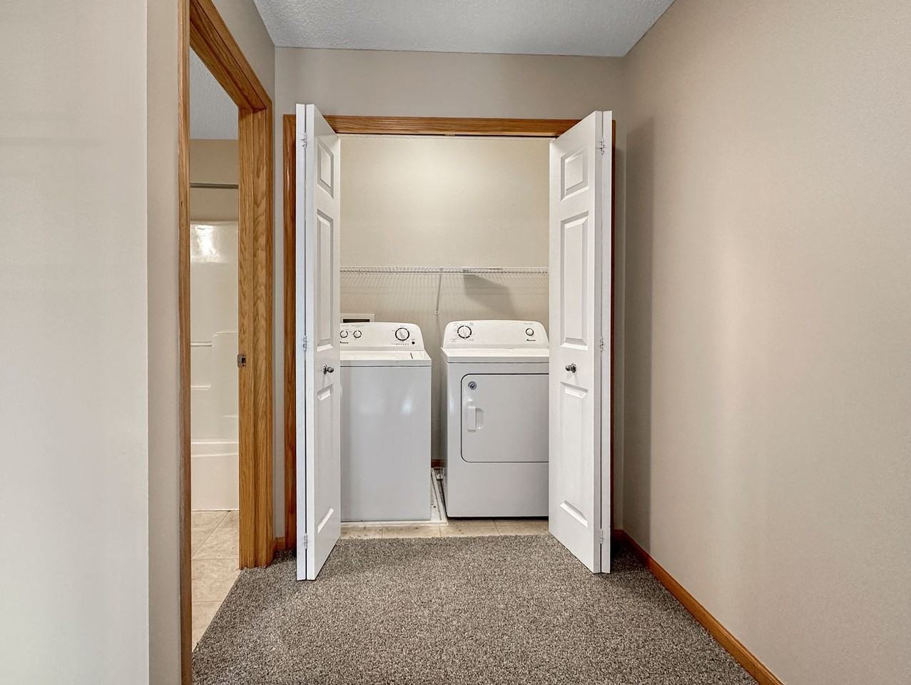 16421 Elm Creek Ln - Photo 6 of 15