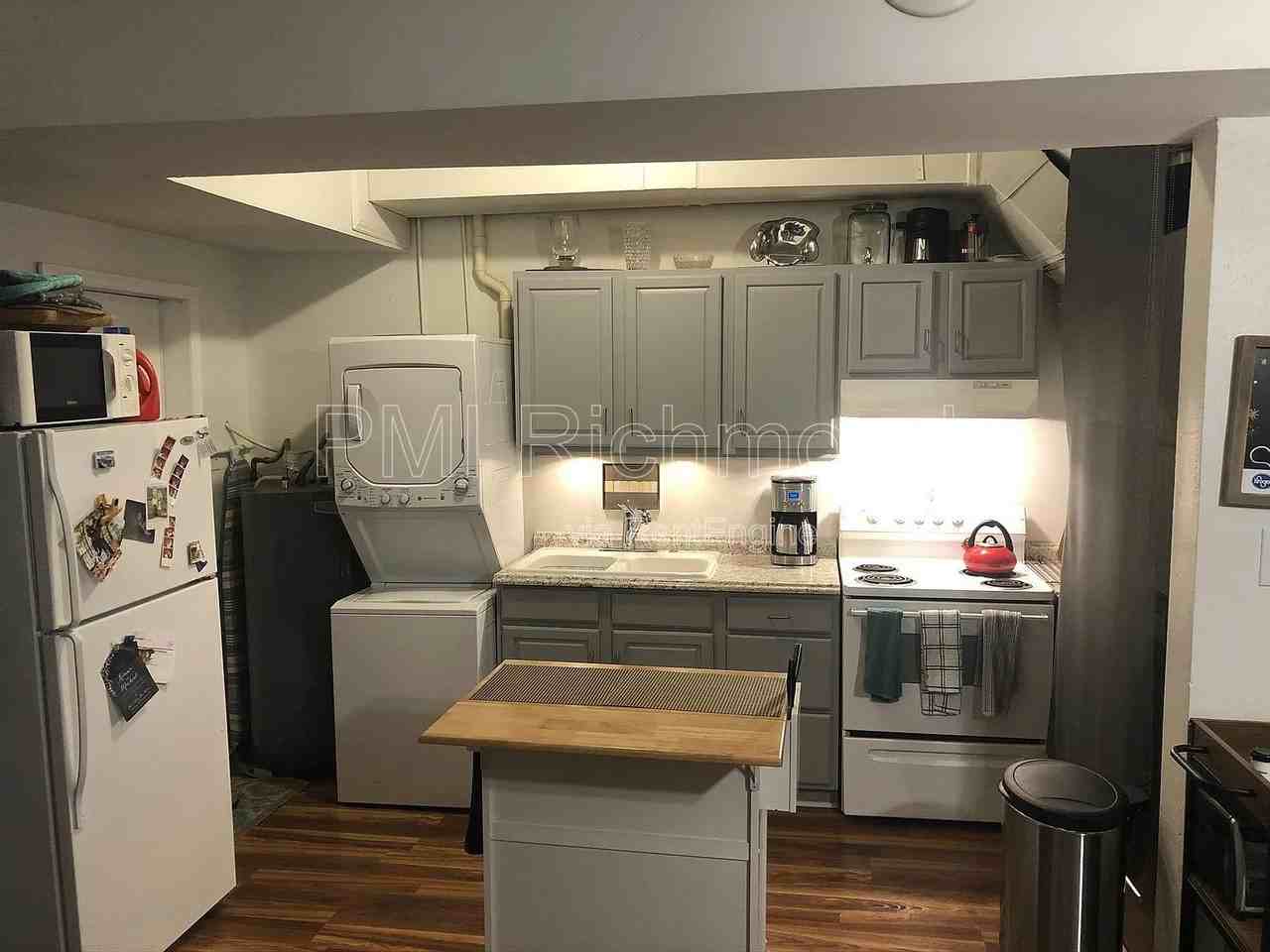 3319 E Marshall St #1 - Photo 7 of 11