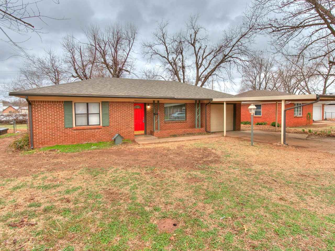 409 E Hill Dr