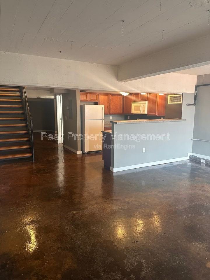 1510 W Broad St #M01 - Photo 6 of 28