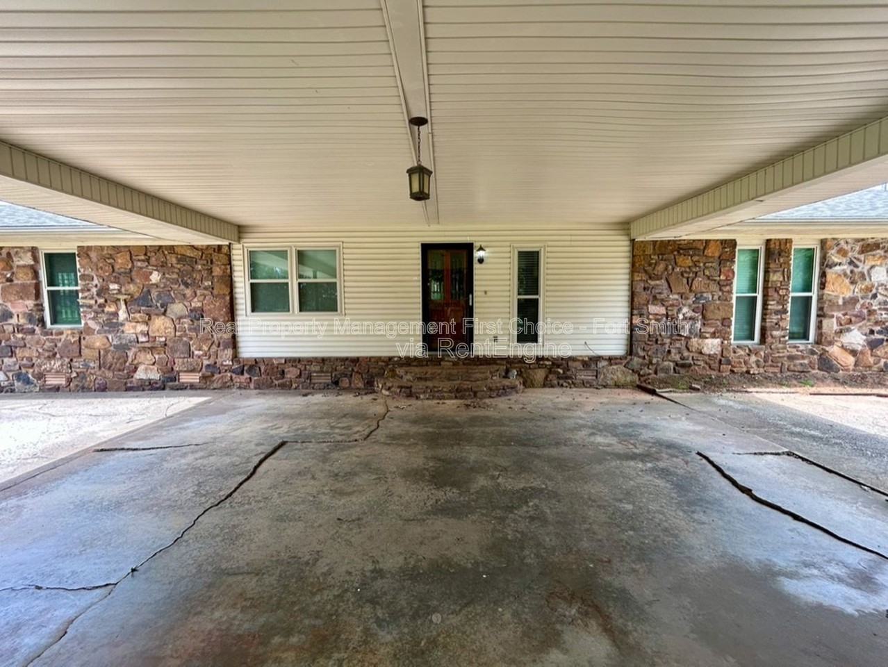 11912 Rye Hill Rd S - Photo 2 of 50
