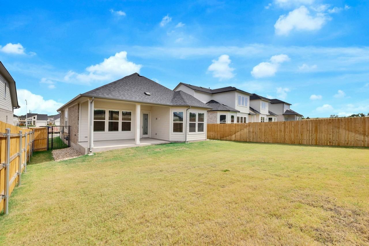 11906 Aqua Reef Dr - Photo 4 of 44