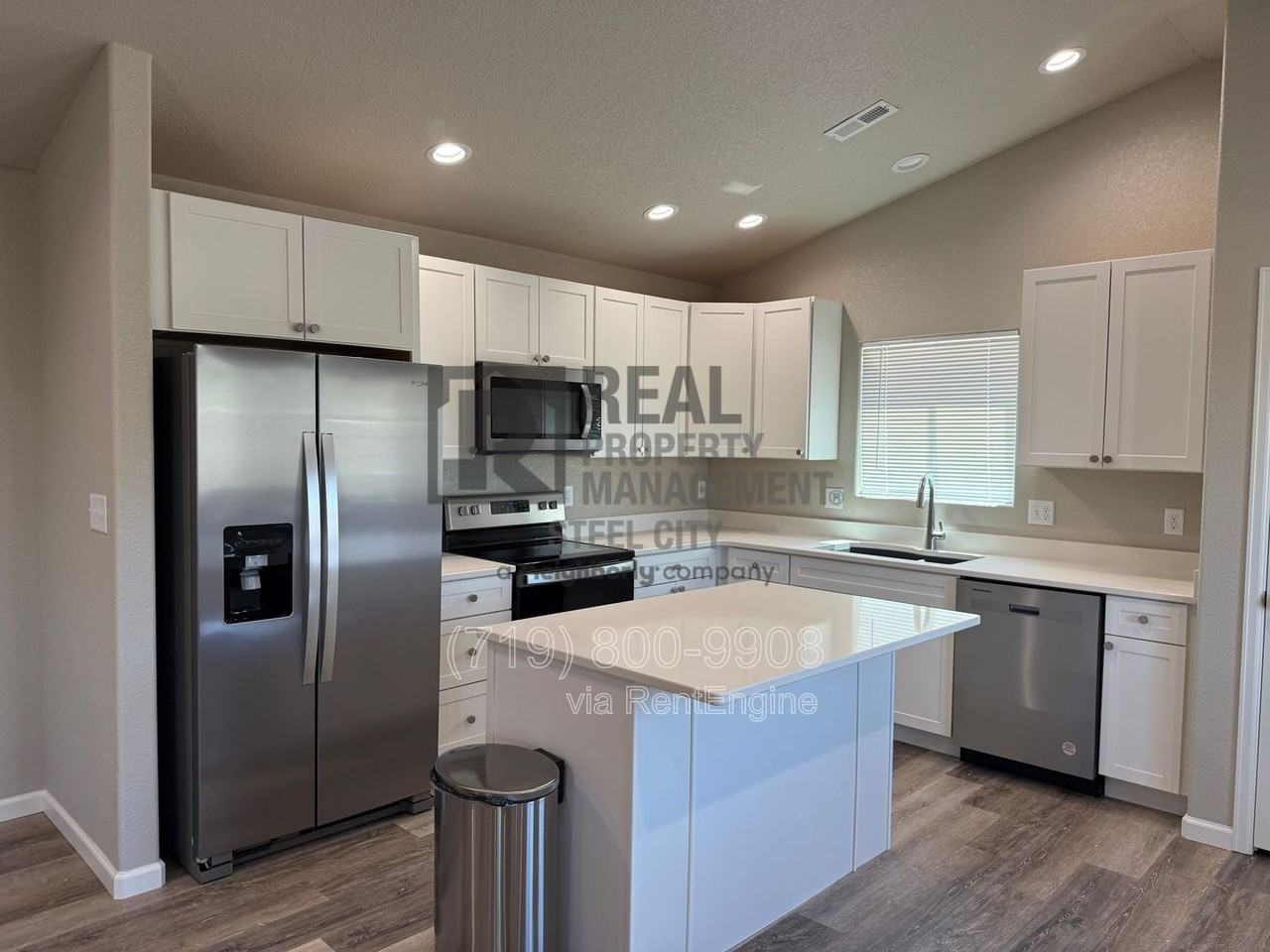 155 S Stardust Cir - Photo 3 of 16