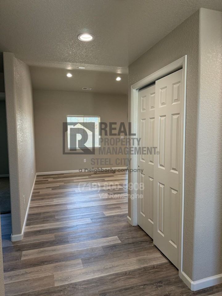 155 S Stardust Cir - Photo 5 of 16