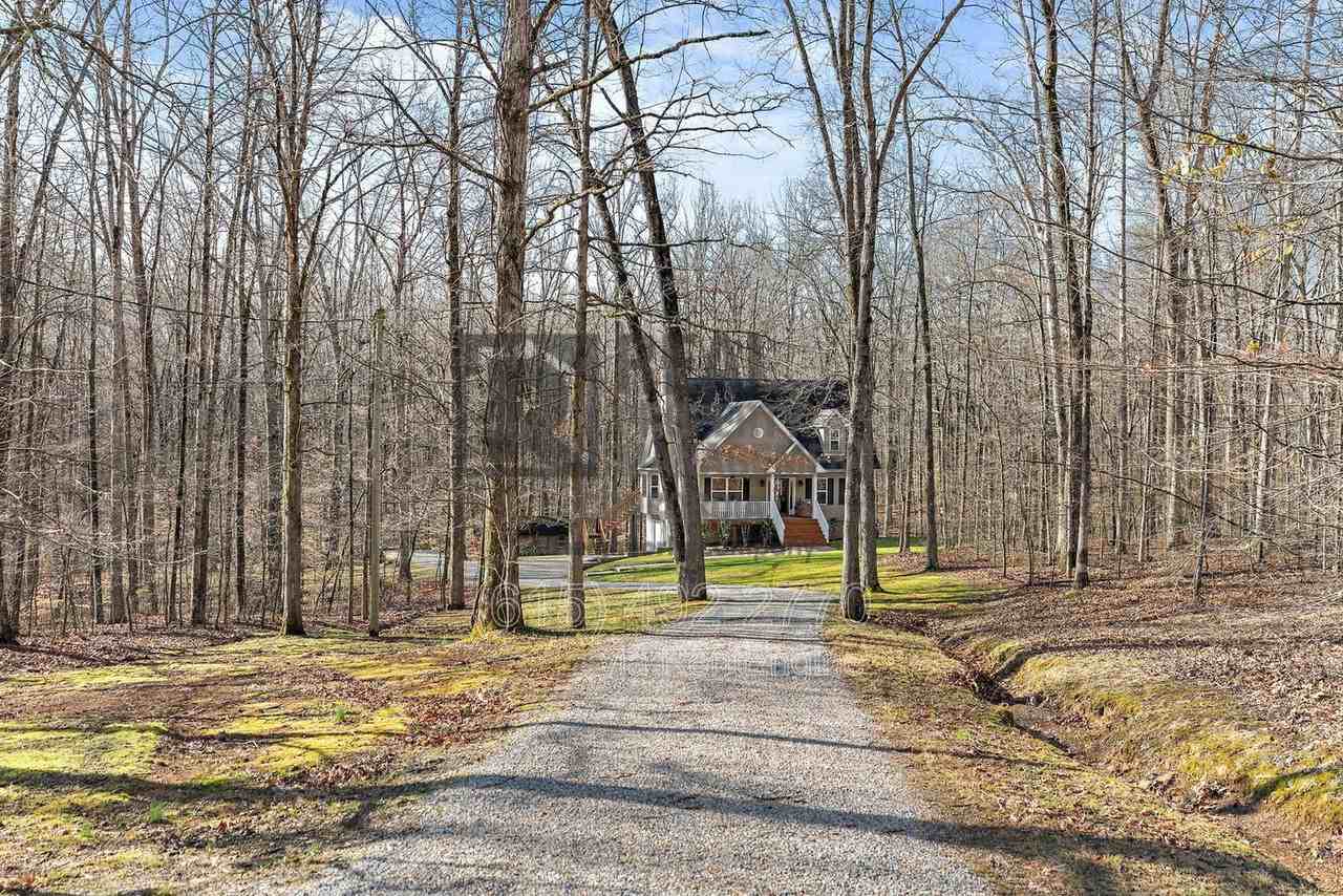 1024 Atwood Ct - Photo 2 of 40