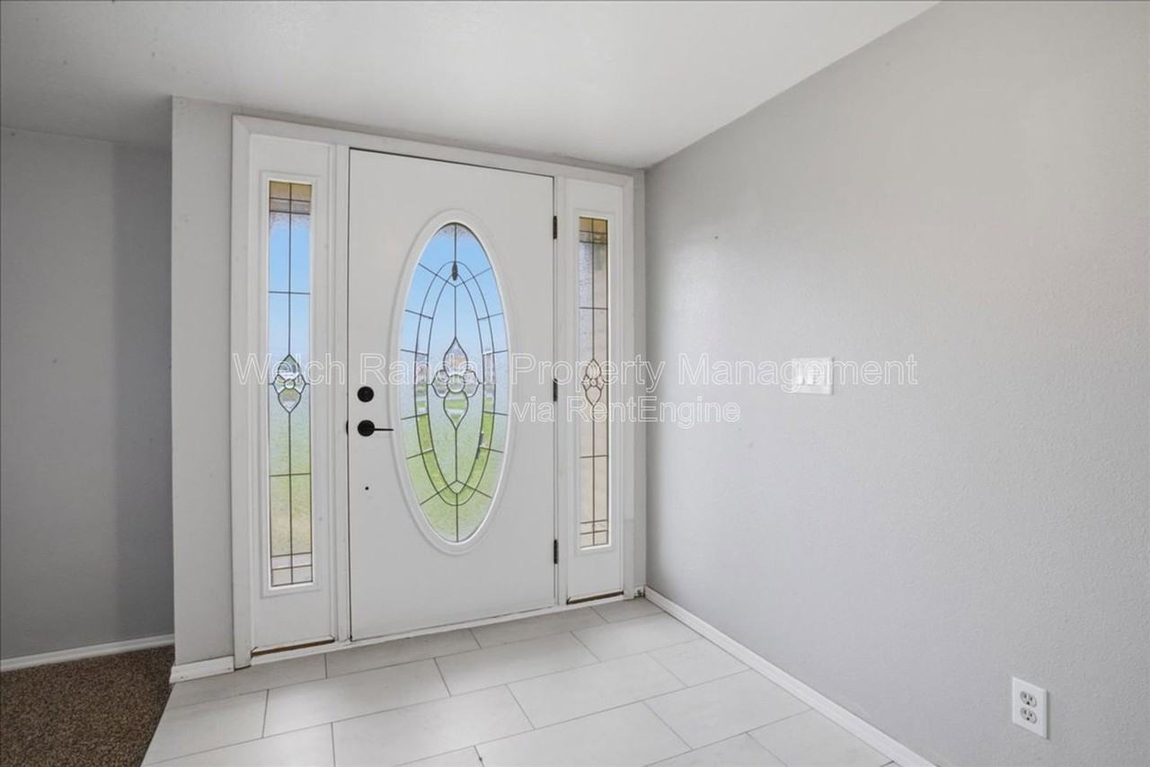1448 W 1200 S - Photo 3 of 32