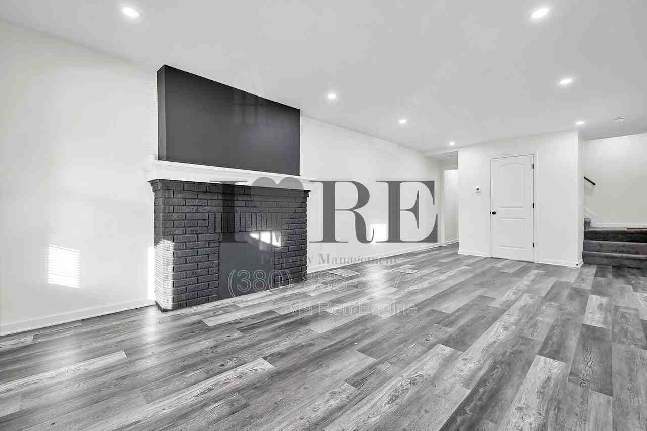 1216 Atcheson St - Photo 6 of 26