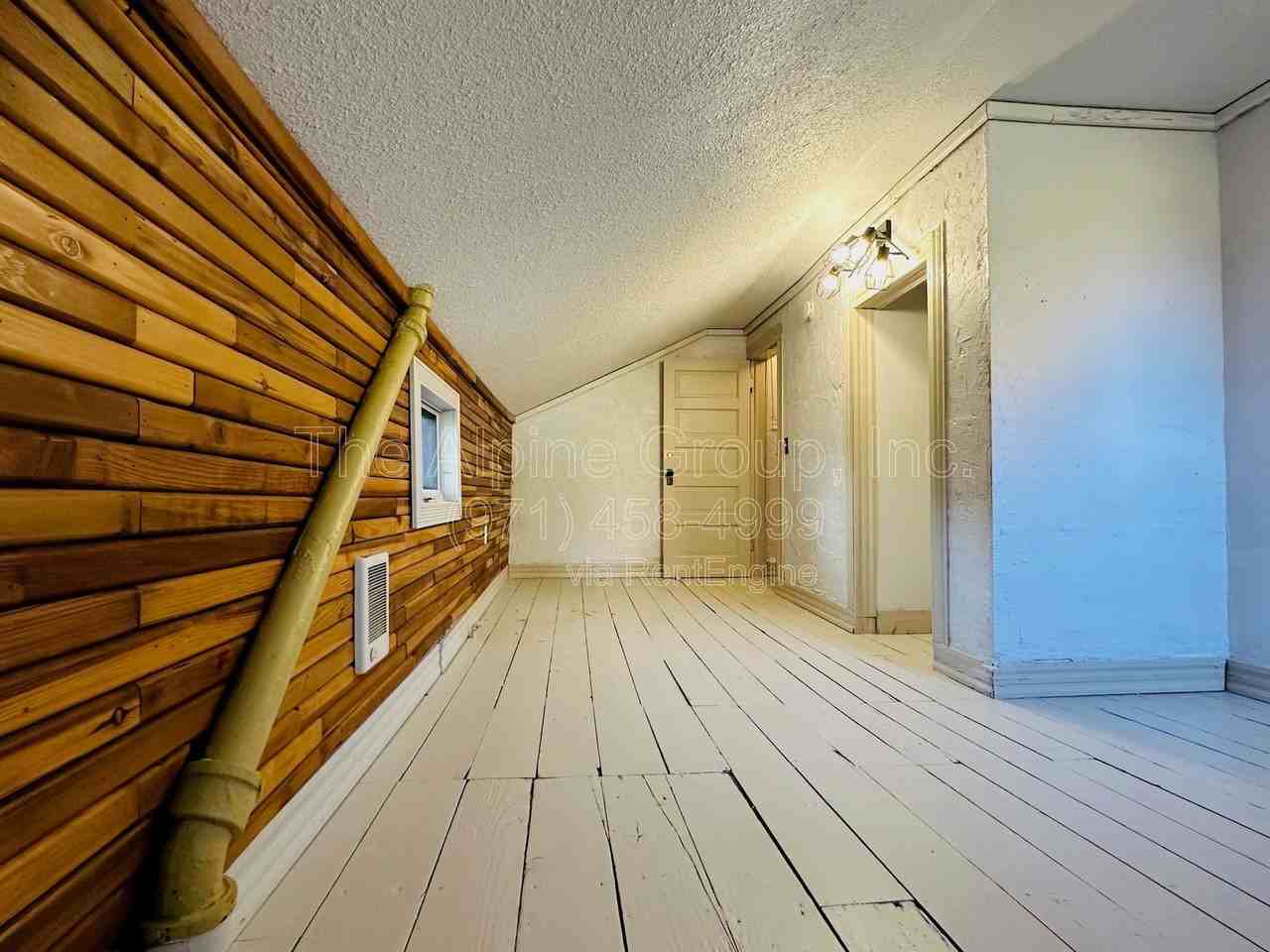604 Ne San Rafael St - Photo 6 of 50