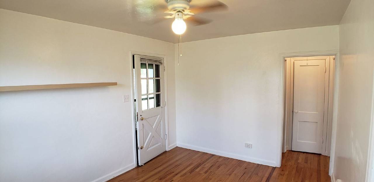 2135 S Grant St - Photo 6 of 15