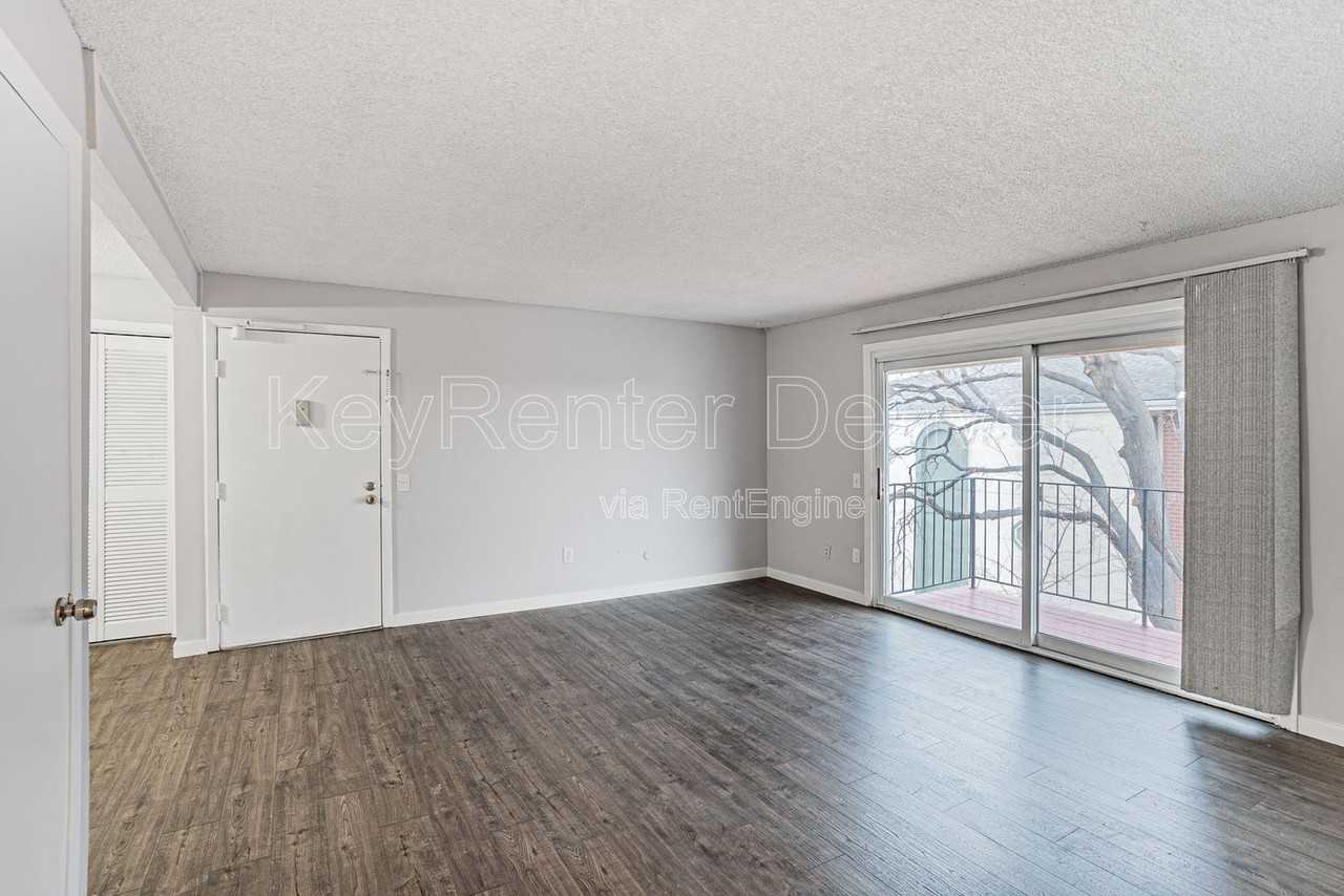12133 Melody Dr #303 - Photo 6 of 43