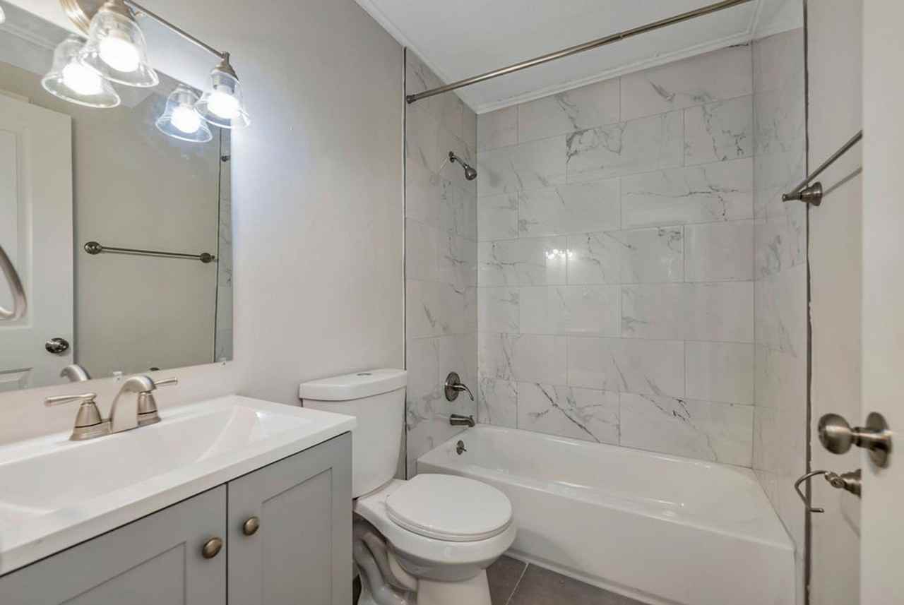 4302 Batavia Meadows Dr #2 - Photo 7 of 9