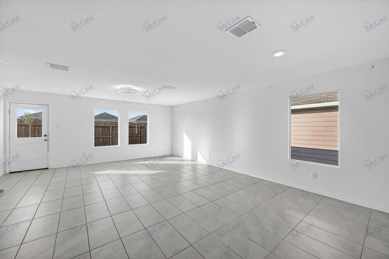 1507 Trick Riding Way - Photo 7 of 19