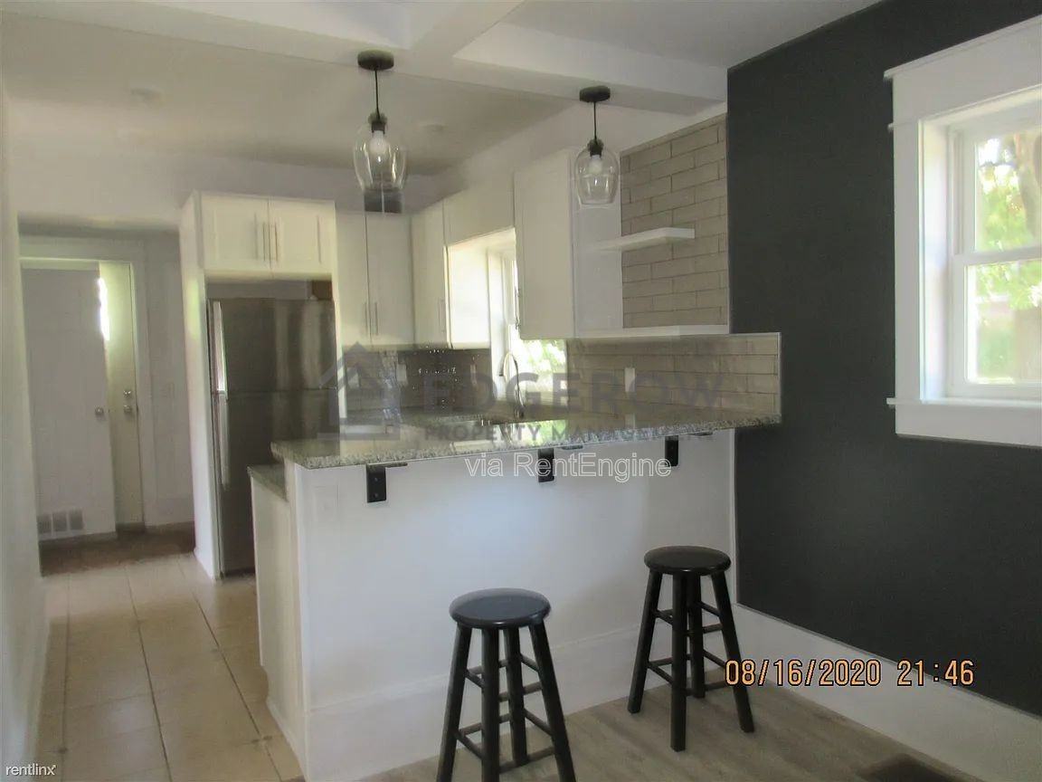 1063 Quarry Ave Nw #2 - Photo 3 of 8