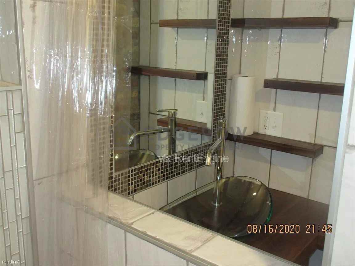 1063 Quarry Ave Nw #2 - Photo 6 of 8