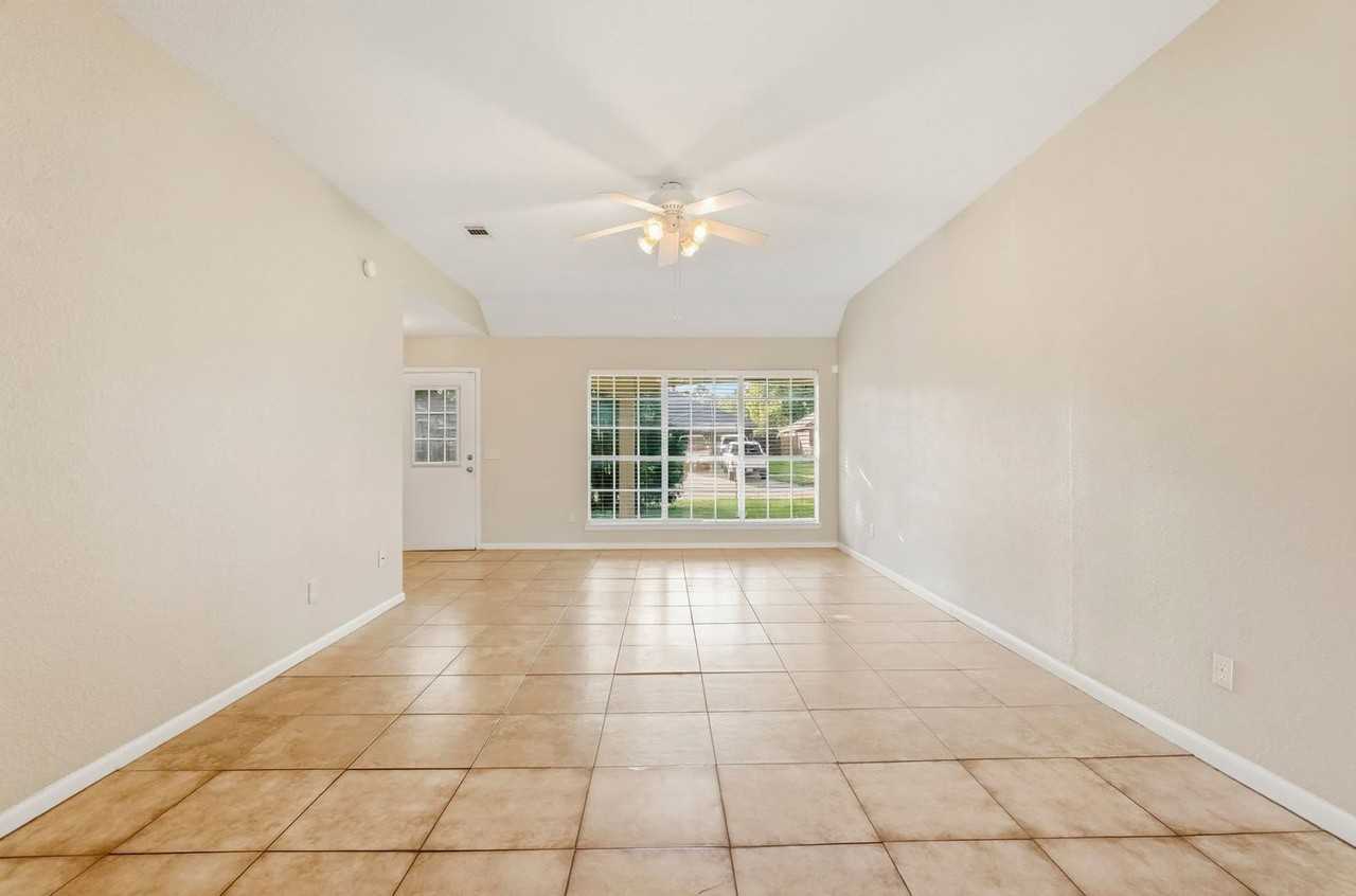 2658 Anthony Hay Ln - Photo 7 of 25