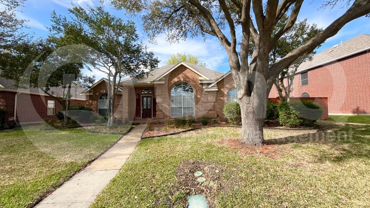 5603 Stonehenge Dr - Photo 2 of 23