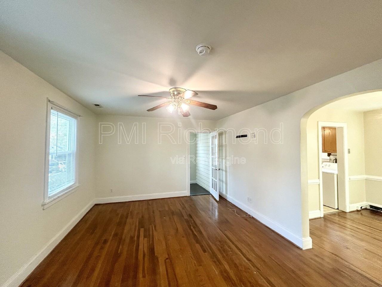 2705 Dellrose Ave - Photo 2 of 15