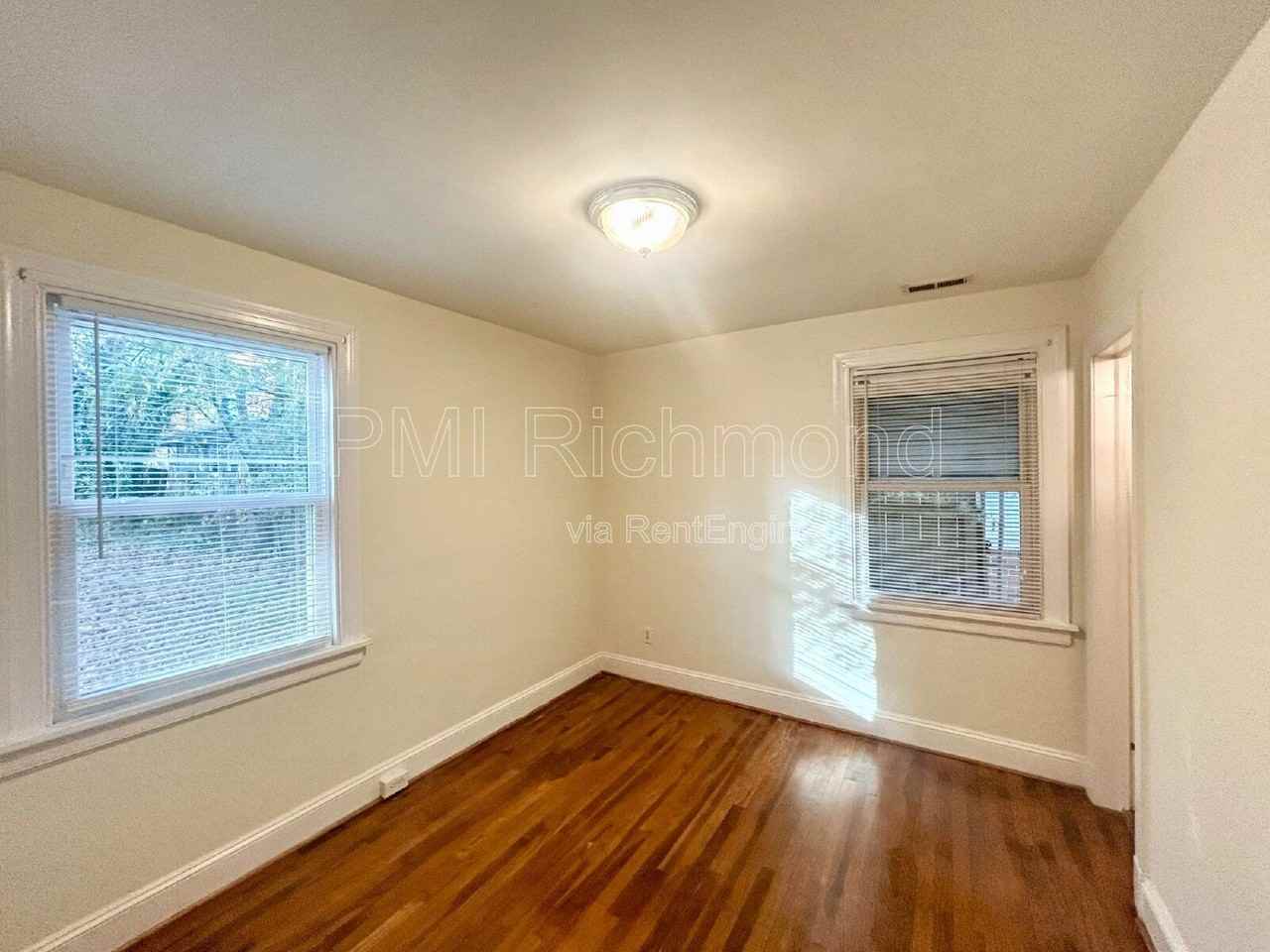 2705 Dellrose Ave - Photo 6 of 15