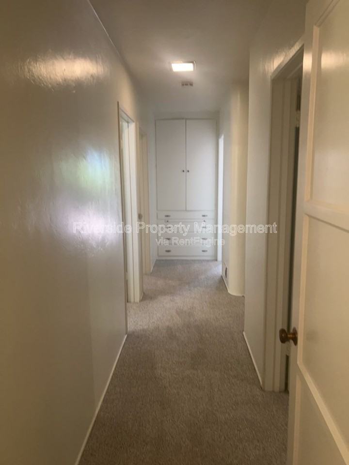 4060 Rice Rd - Photo 6 of 18
