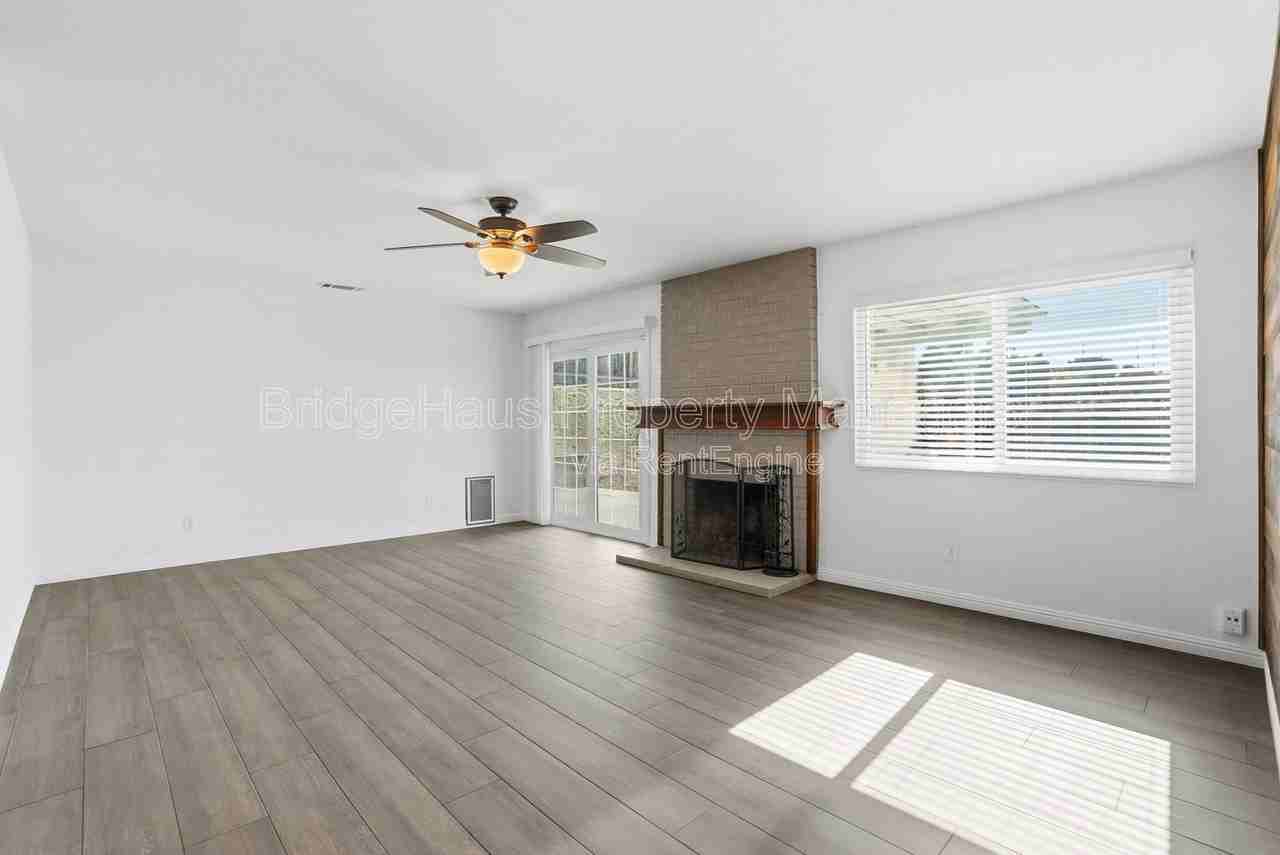 3328 Kenora Dr - Photo 2 of 41