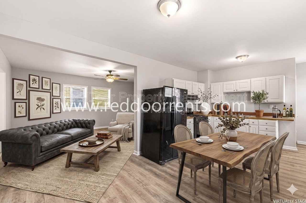 3207 N Arsenal Ave - Photo 2 of 32
