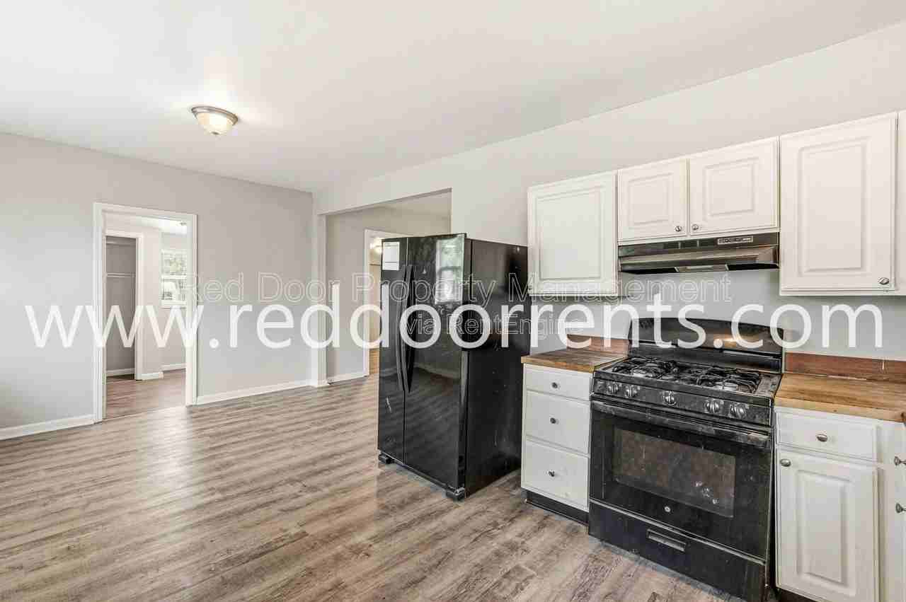 3207 N Arsenal Ave - Photo 4 of 32