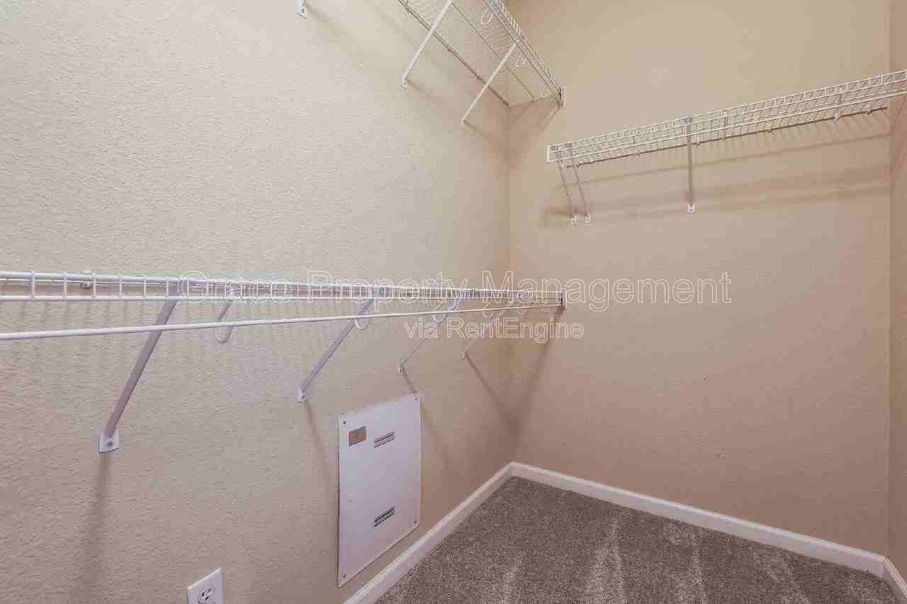 9370 Las Ramblas Ct #M - Photo 7 of 19