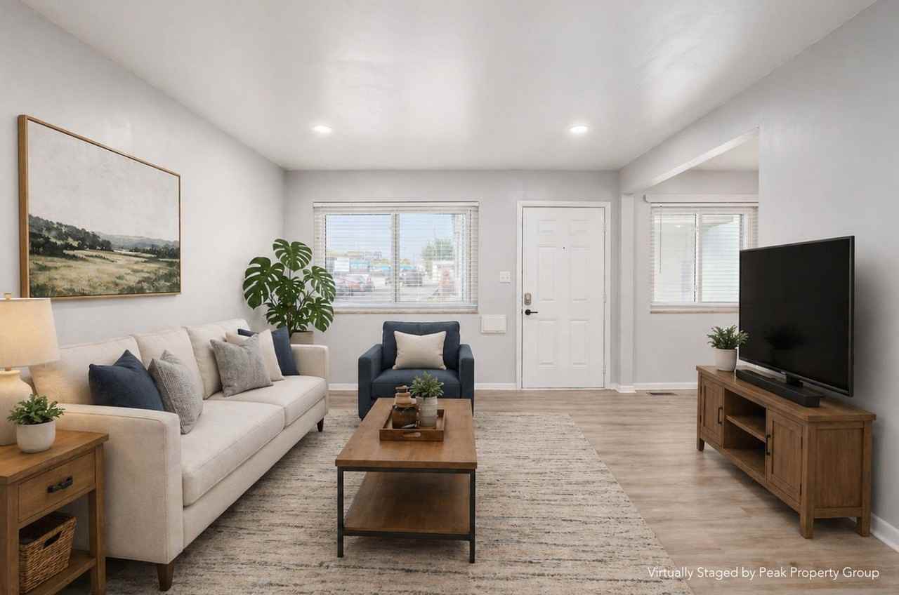 980 King Ave #507 - Photo 2 of 24