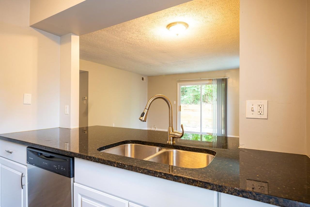 955 Quay Ave #G - Photo 3 of 14