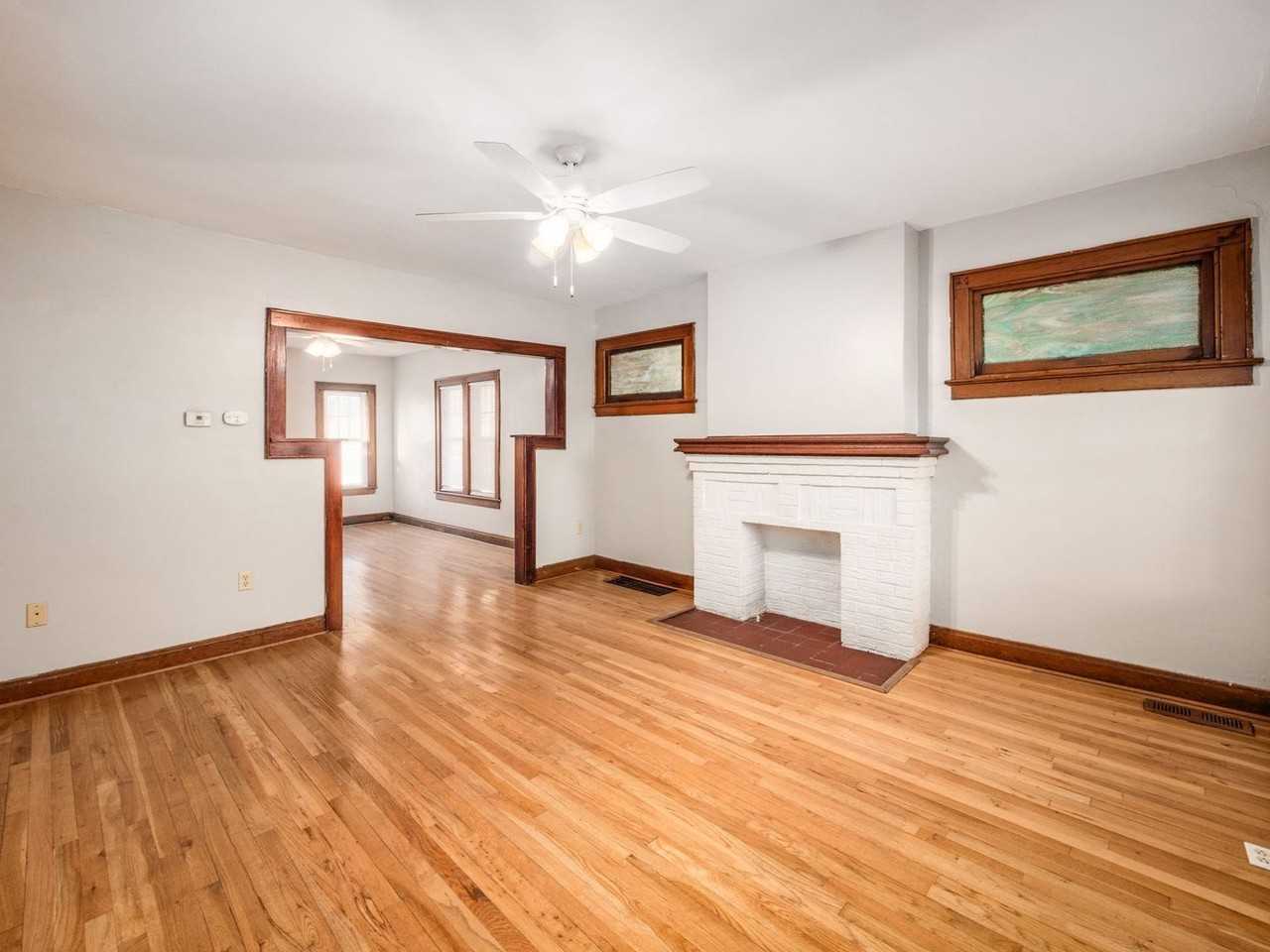 1423 Northwest Blvd - Photo 2 of 15