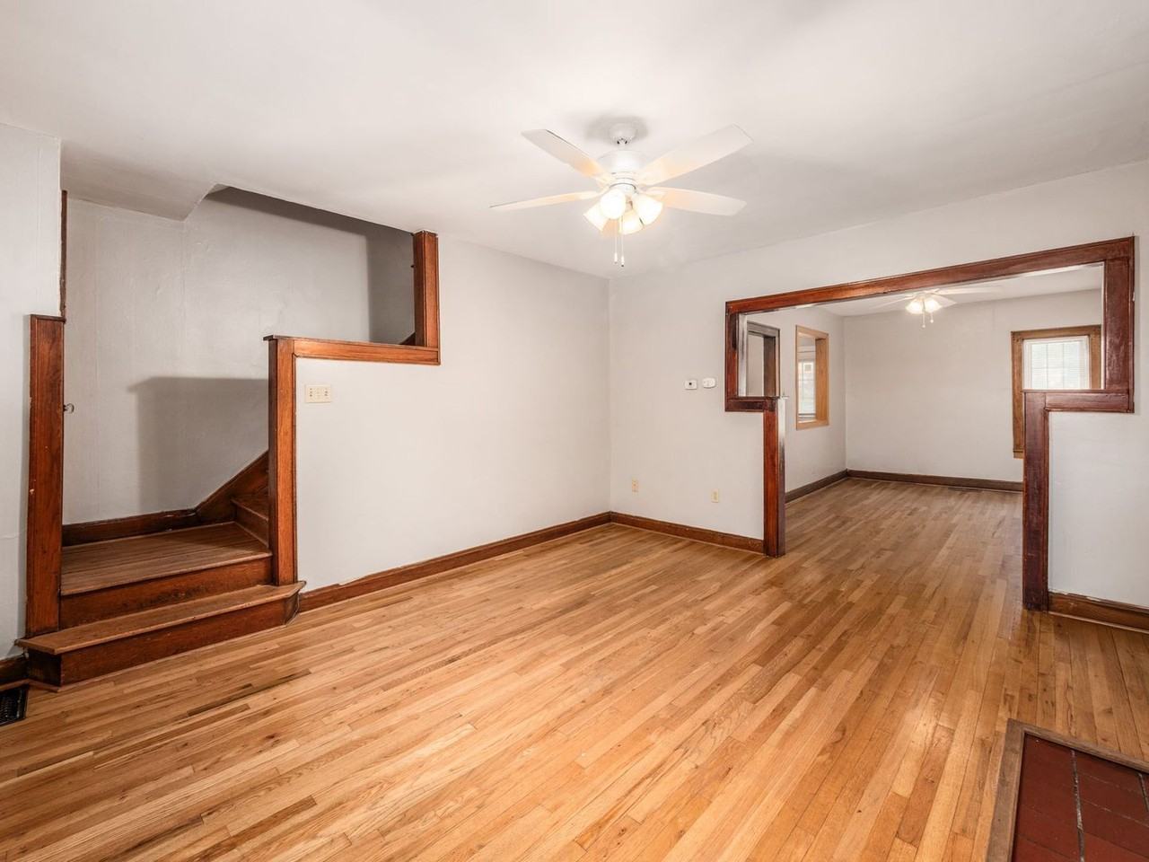 1423 Northwest Blvd - Photo 3 of 15