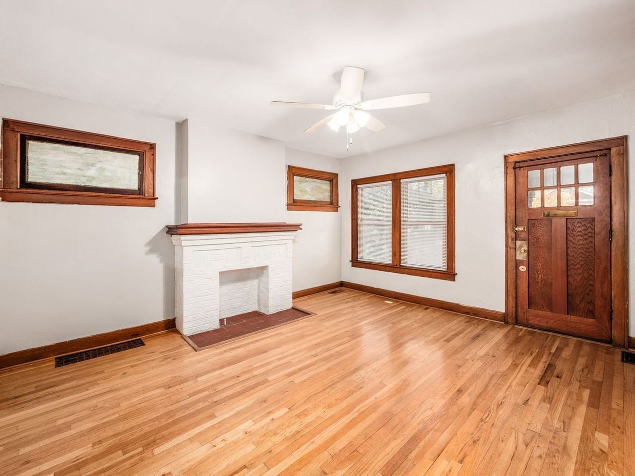 1423 Northwest Blvd - Photo 4 of 15
