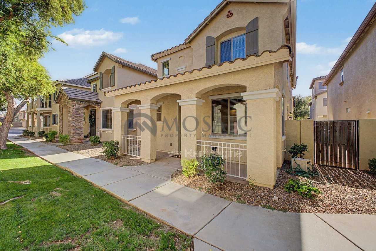 3784 E Santa Fe Ln - Photo 3 of 19