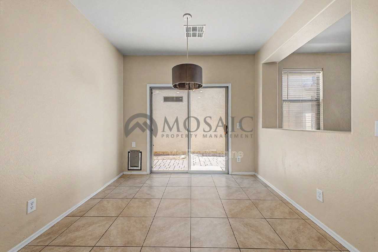 3784 E Santa Fe Ln - Photo 6 of 19
