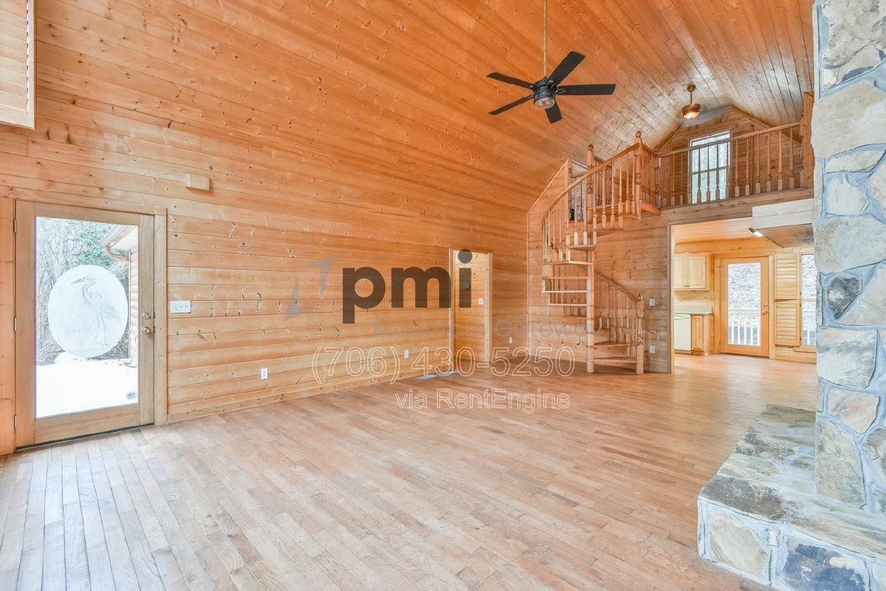 89 Twin Creek Dr - Photo 4 of 31
